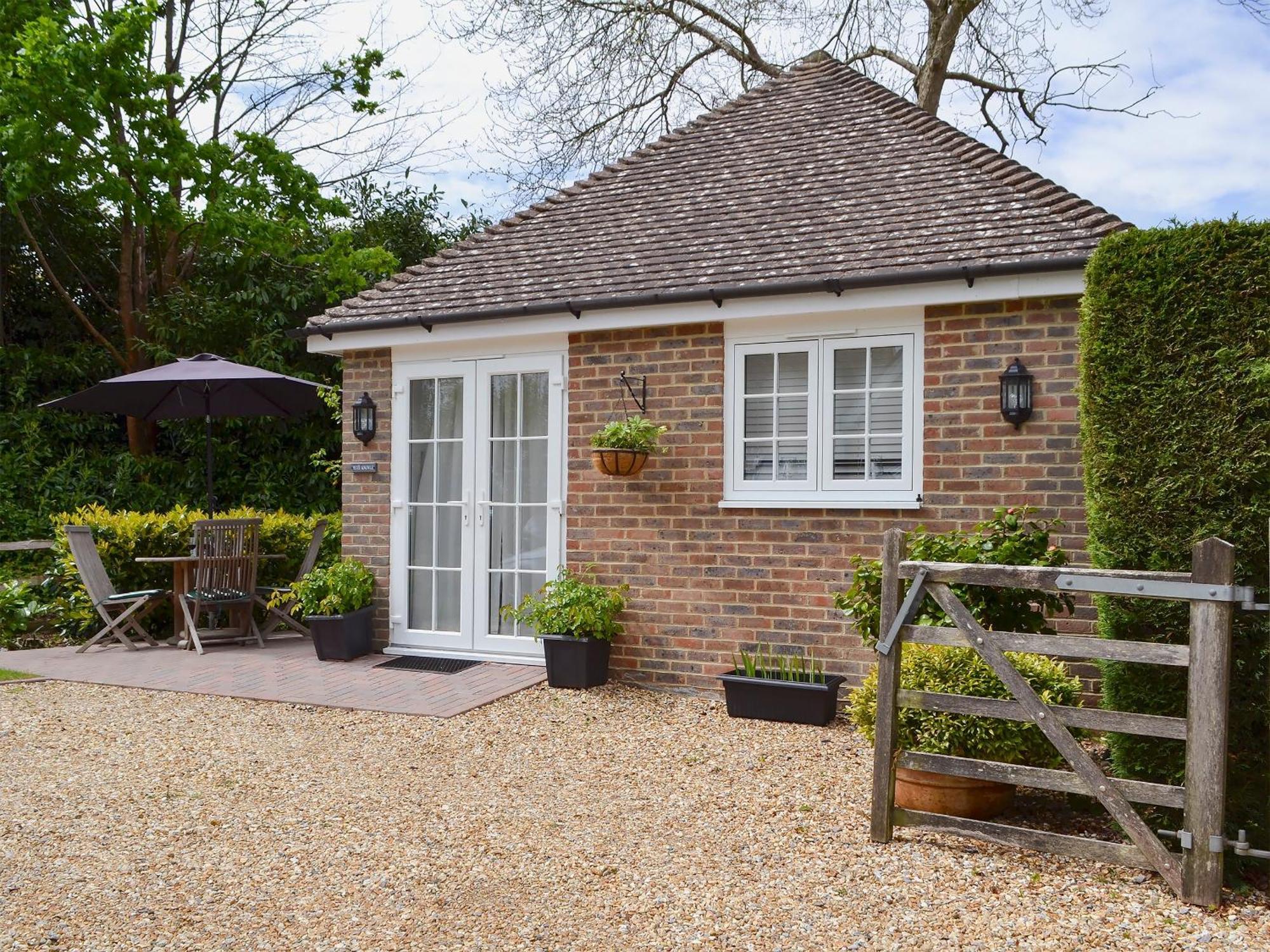 Petit Knowle Villa Cuckfield Bagian luar foto